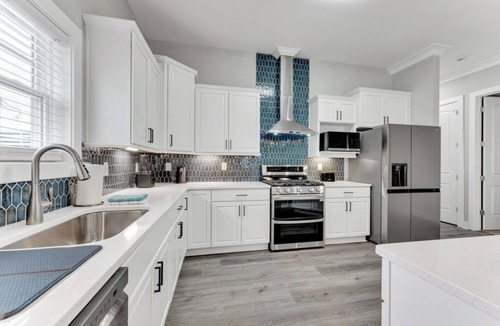 Northeast Virginia Beach Condo | Oceanfront Area Condo – Dog-Friendly Stay in Virginia Beach
