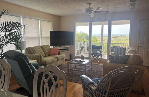 Holden Beach House | OCEANFRONT. On Preferred West end of Island !/Very Peaceful!