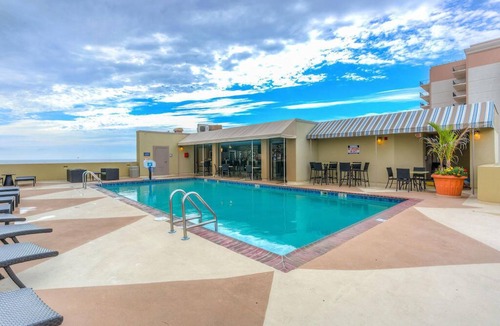 Northeast Virginia Beach Condo | Oceanfront one bedroom at Beach Quarters Resort, VA Beach. Reserve now!