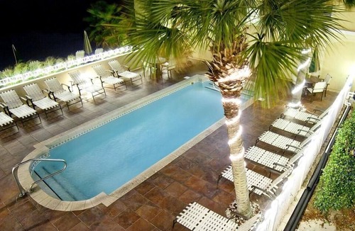 Tybee Island Hotel | Oceanfront Room w/Private Balcony, WiFi, and Incredible Coastline Views