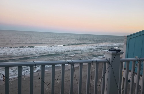 Kure Beach Condo | OCEANFRONT- TOP FLOOR