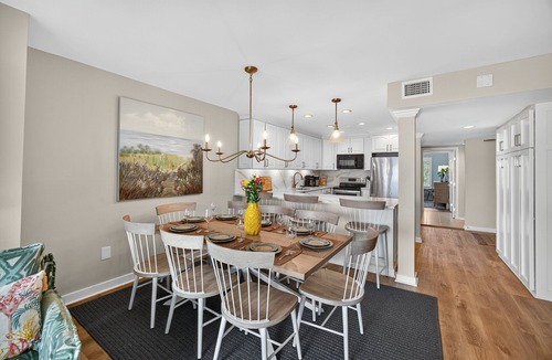 Isle of Palms Condo | OCEANFRONT Views, Community Pool, Modern, Ideal Wild Dunes Location!