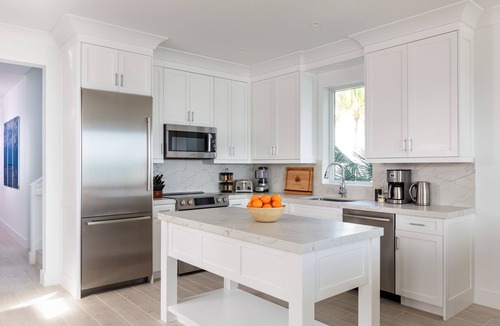 Islamorada House | Oceanview 4BR Villa + Resort Perks | Bunks | Sleeps 10
