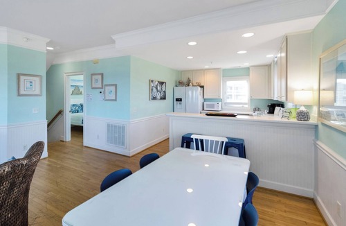 Tybee Island House | Oceanview with Sunrise Views, Direct Beach Access & Hot Tub