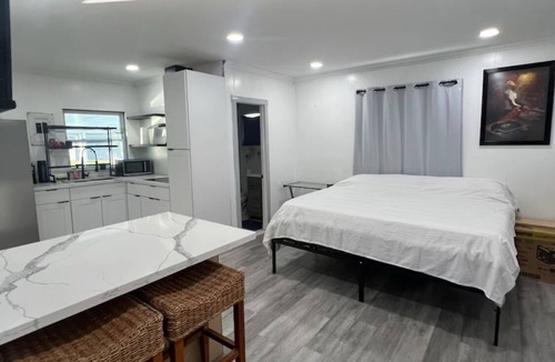 Taylor Creek House | Old country home with a facelift don’t book expecting the Ritz Carlton
