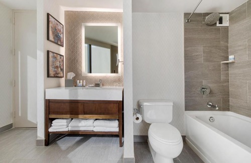 Charlotte Center City Hotel | Omni Charlotte Hotel