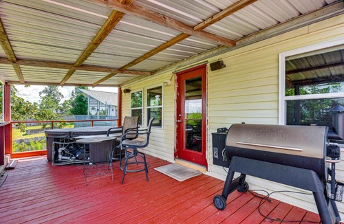 Youngstown House | On Deer Point Lake! Gated Home w/Private Dock