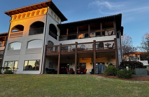 Eatonton Villa | On Lake Oconee 4 Bed 5 Bath Villa Inside the Cuscowilla with Large Terrace Level