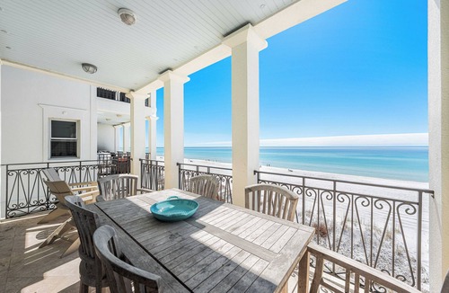 Delos House | *On Private Gated Beach*PoolHeat*Elevator*Luxury*