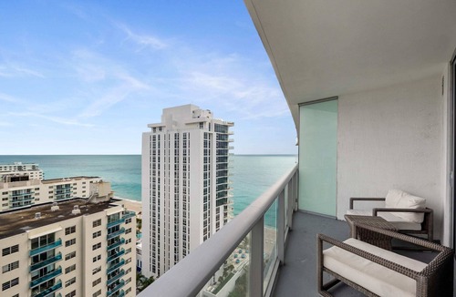 Hollywood South Central Beach Condo | On the Beach, Ocean and City Views 17 Zen at LYFE Resort