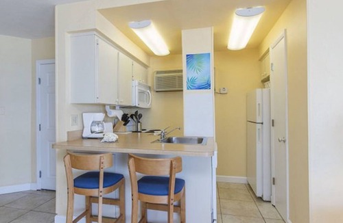 Daytona Beach Shores Resort | One Bedroom, Ocean Front, Luxury Condo, Daytona Beach, FL 3938491