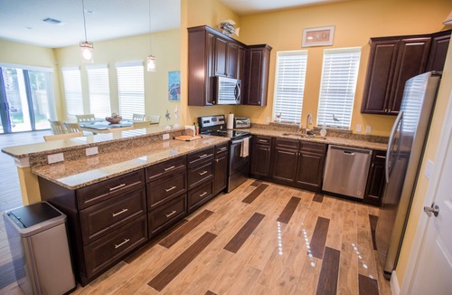 Port Canaveral House | One block to beach. 3 bdrm/3.5 baths, many beach items, longboard, pickleball