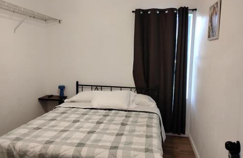 Tallahassee Apartment | One unit of a fully renovated duplex near FSU
