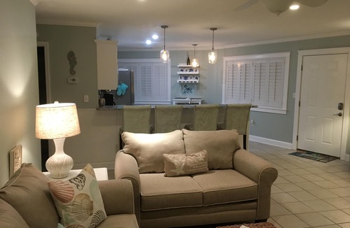 Miramar Beach Condo | .🏖️ OPEN JULY 26-31! A cancellation gives you a deal! Book it now. 😁