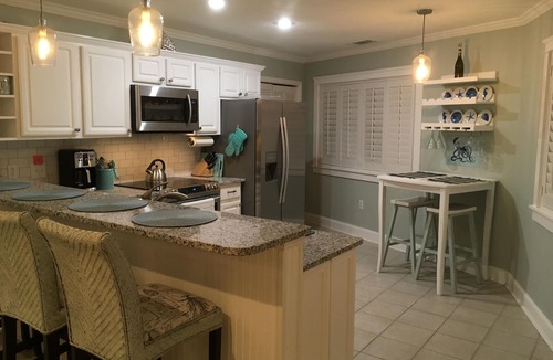 Miramar Beach Condo | .🏖️ OPEN JULY 26-31! A cancellation gives you a deal! Book it now. 😁