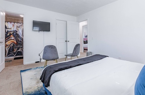 Powder Springs House | Opuluxe African Luxe Themed Home Sleeps 12