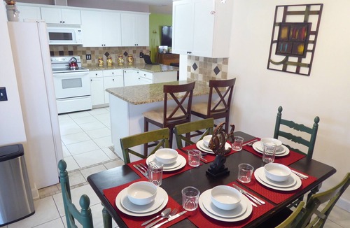 Altamonte Springs House | Orlando Area 5BR/2BA Home w/Jacuzzi!