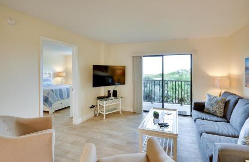 Ormond-by-the-Sea Apartment | Ormond Beach Condo with Pool Access Steps to Coast!