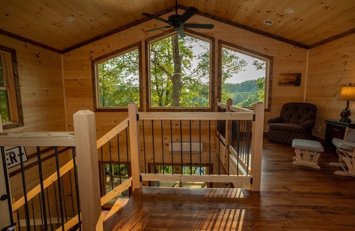 Bristol Cabin | Osprey | Cabin on the South Holston River