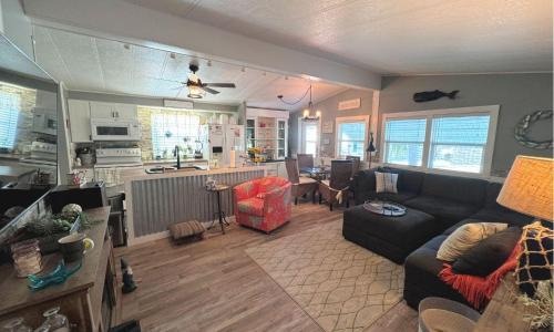 Bradenton Beach House | Our Little Piece of Paradise at Pines Park