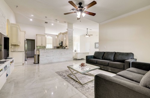 Hunt Club House | Outdoor Kitchen & Patio: Loxahatchee Oasis!
