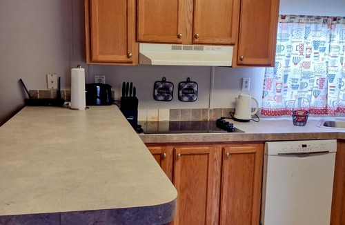 Blountstown House | Outdoorsman's Paradise with wide open spaces and pet friendly! n