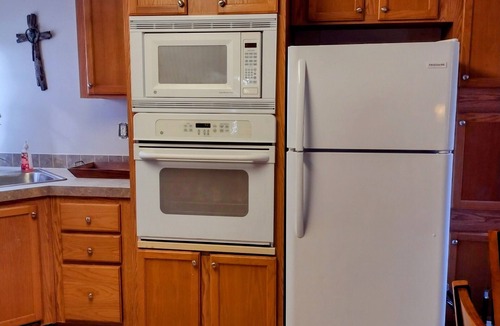 Blountstown House | Outdoorsman's Paradise with wide open spaces and pet friendly! n