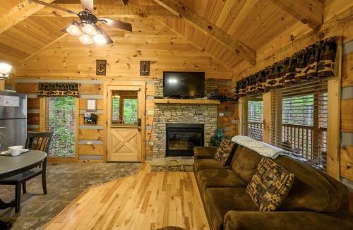 Sevierville House | Over the hills and far away! Smoky Mtns cabin!