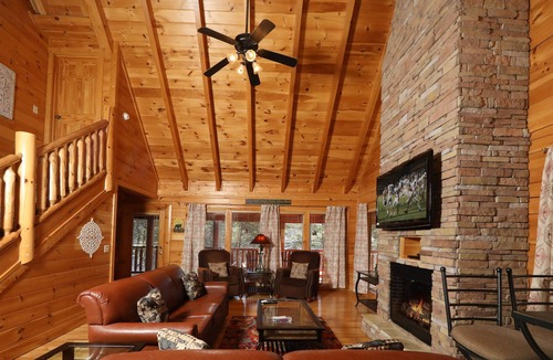 Sevierville Cabin | Packed with amenities this spacious cabin offers every “gift” imaginable!