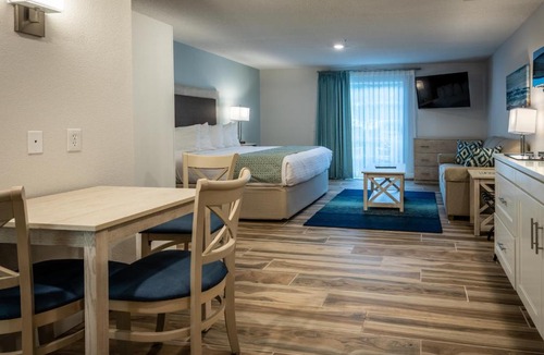 Hilton Head Hotel | Palmera Inn and Suites