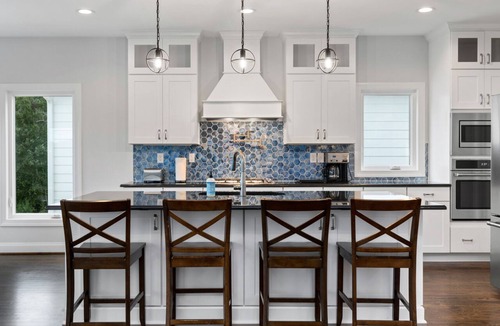 Afton House | Panoramic Views by Vineyards 4000 sf new home on 40 acs