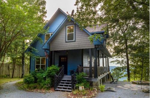 Mentone House | Paradise Found - Lookout Mt Edge, Hot Tub & Views
