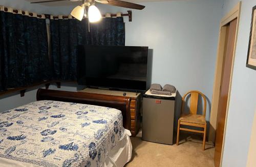Northwest Pensacola Bed & Breakfast | Paradise Home Away From Home