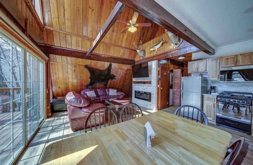 Tate House | Paradise Retreat Mountainview
