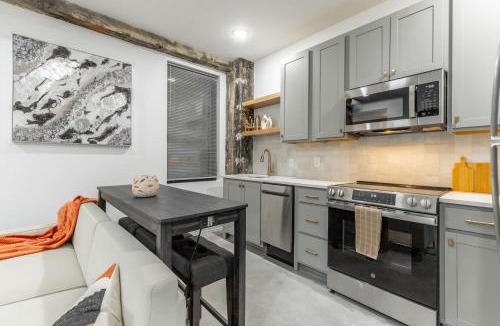 Downtown Chattanooga House | Park Hotel 1BR Suite 410