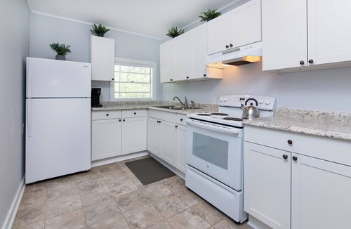 Huntersville Apartment | Peaceful 1BR Apartment for Extended Stays in Huntersville