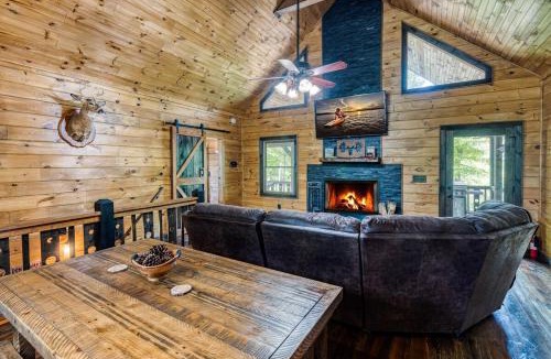 Mineral Bluff House | Peaceful Blue Ridge Cabin with Paved Roads