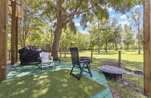 Pierson House | Peaceful caravan with AC in charming Pierson