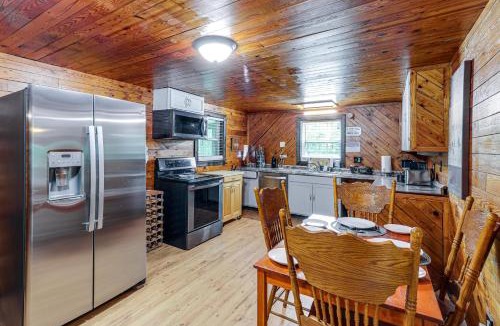 Lenoir House | Peaceful + Cozy Cottage on Over 7 Acres w/Creek