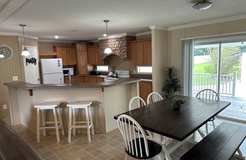 Ocala Other | PEACEFUL LITTLE FARM 1 ACRE, PET FRIENDLY, TRUCK/TRAILER PARKING