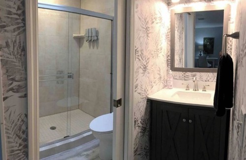 St. Augustine South House | Pelican Guesthouse-Spacious/Quiet/Comfortable