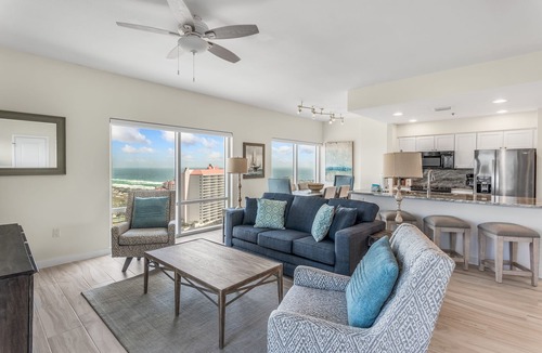 Sandestin Condo | Penthouse Unit ~ Lockout Style ~Private Foyer ~ Gulf Views