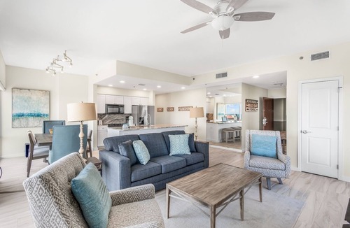 Sandestin Condo | Penthouse Unit ~ Lockout Style ~Private Foyer ~ Gulf Views