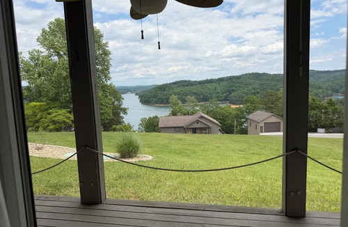La Follette Condo | Perfect Norris Lake 2Br condo in Deerfield Resort with amazing lake views!