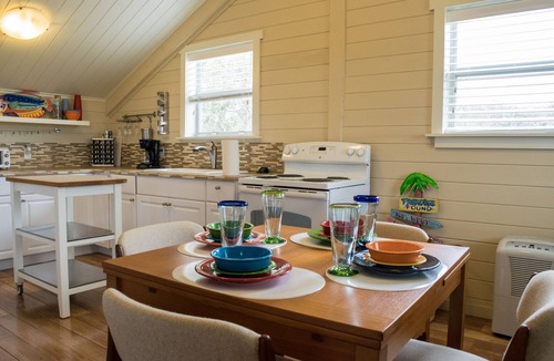 Myakka City Apartment | Perfect Old Florida Getaway At A Great Price: Not Your Average Touristy Condo