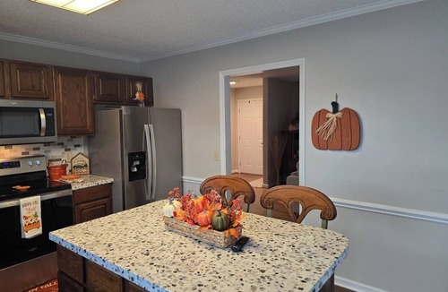 McLeansville House | Pet-Friendly 3BR + Long Stays + Quick Hwy Access