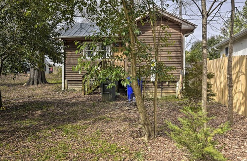 Bynum Cottage | Pet-Friendly Carrboro Cottage < 1 Mi to Carr Mall