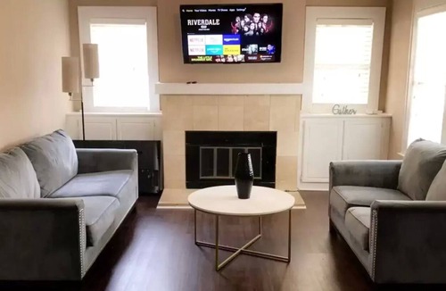 Sylvan Hills House | Pet Friendly, Charming 1930’s Ranch-Style Home, Minutes From Downtown Atlanta