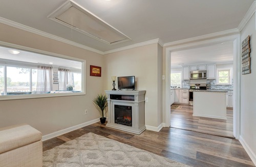 Southmont Cottage | Pet-friendly Lexington Vacation Rental on Lake!