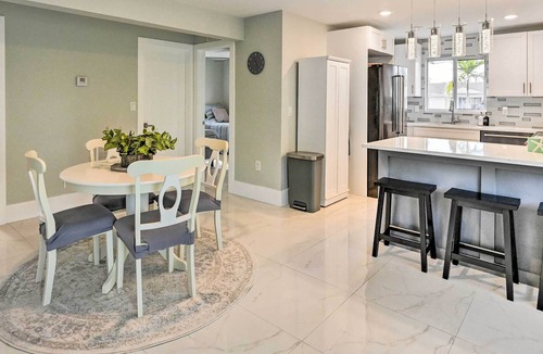 Isles of Capri Condo | Pet-Friendly Naples Condo Near Marco Island Beach!